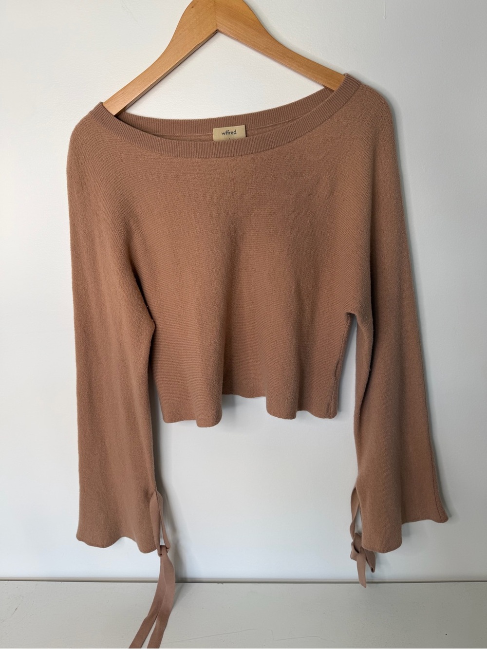 Wilfred Aritzia 100% Merino Wool Brown Cropped Sweater Tie Sleeve Size S